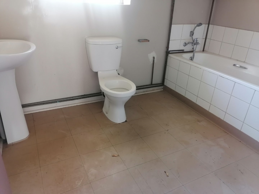 1 Bedroom Property for Sale in Willows Free State